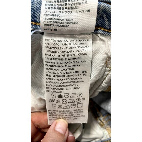 Levi’s Premium 501® S Skinny Jeans Light Wash, Big E Red Tab 30x28 - Picture 11 of 12